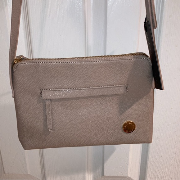 NWT Kendall + Kylie crossbody - Picture 3 of 10